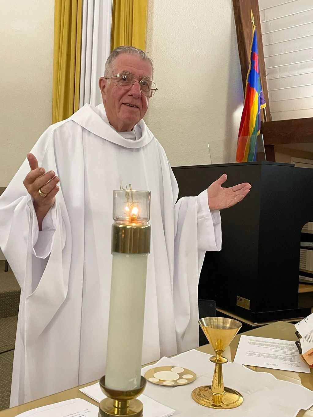 Father Gene celebrates Mass with our Dignity Family during the joyous season of Easter in 2023