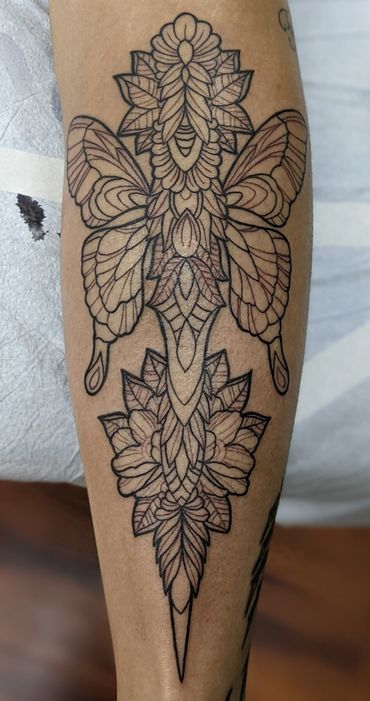 flower butterlfy tattoo black line