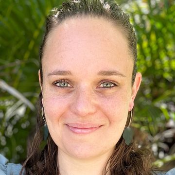 Professional headshot of Niquita
