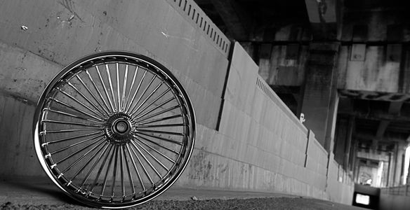 Forged Billet Spoke Cali Wheel in Los Angeles