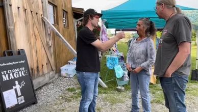 Vermont Close-Up Magic LLC entertaining at the Isham Family Farm in Williston Vermont