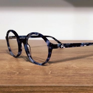 Venta de lentes a mayor. Lentes con tu propia marca.