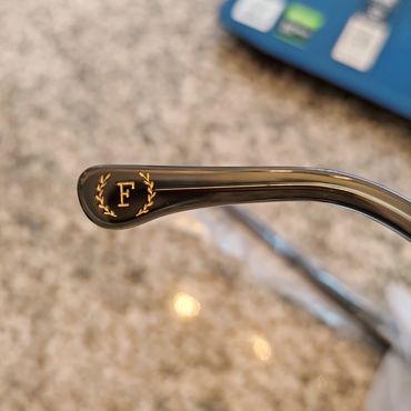 Venta de lentes a mayor. Lentes con tu propia marca.