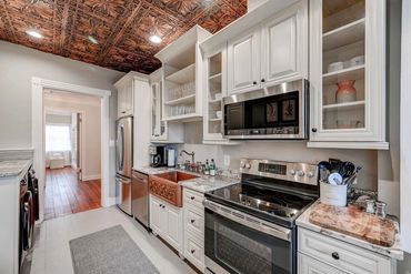 The Ellicott City historic inn boasts a fully-equipped private guest kitchen.