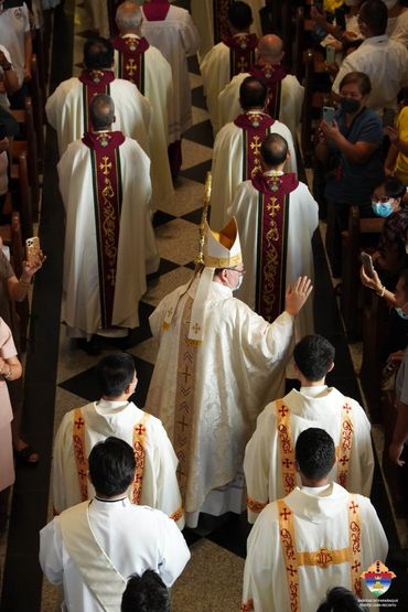 Introit Procession, Chrism Mass