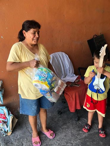 Fotografía de entrega municipio de Santa Catarina