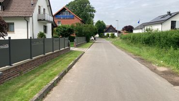 Aluzaun auf Mauer Sonderbau