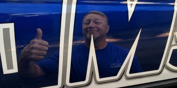 Thumbs Up to Blue Collar!