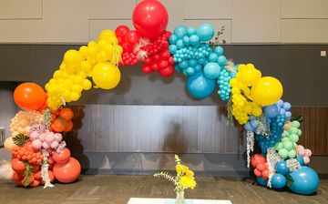 Balloon arch | Trade show | corporate | event decor | Balloons in GTA | concord | Woodbridge