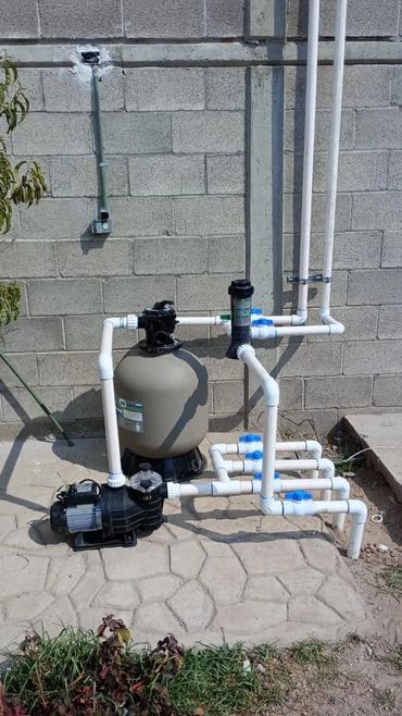 Montaje de Equipos, Construcción de Alberca en Monte Oscuro de 4x7x1.4 Mts SLP.