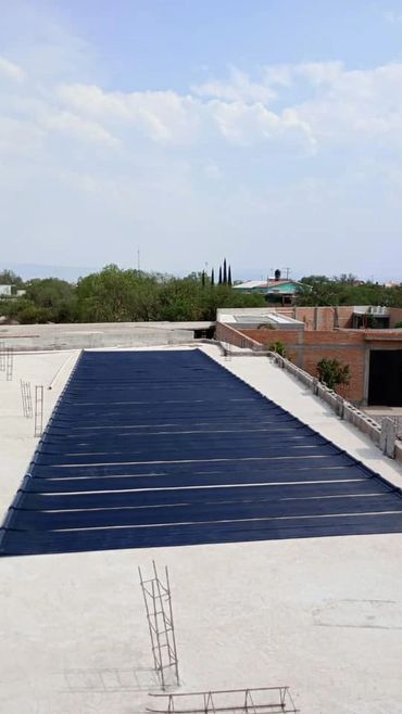 Construcción de Alberca en Monte Oscuro de 4x7x1.4 Mts SLP.