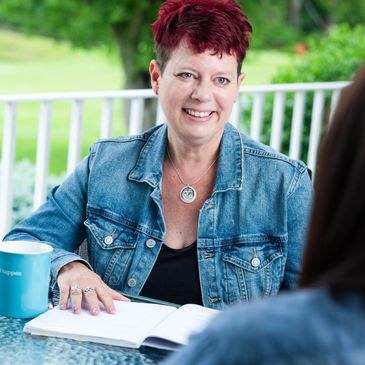 Bonny Georgia Renner, Women-Centered Coach & Facilitator