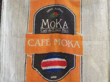 Bag of Café Moka coffee from Costa Rica, 100% Arabica.