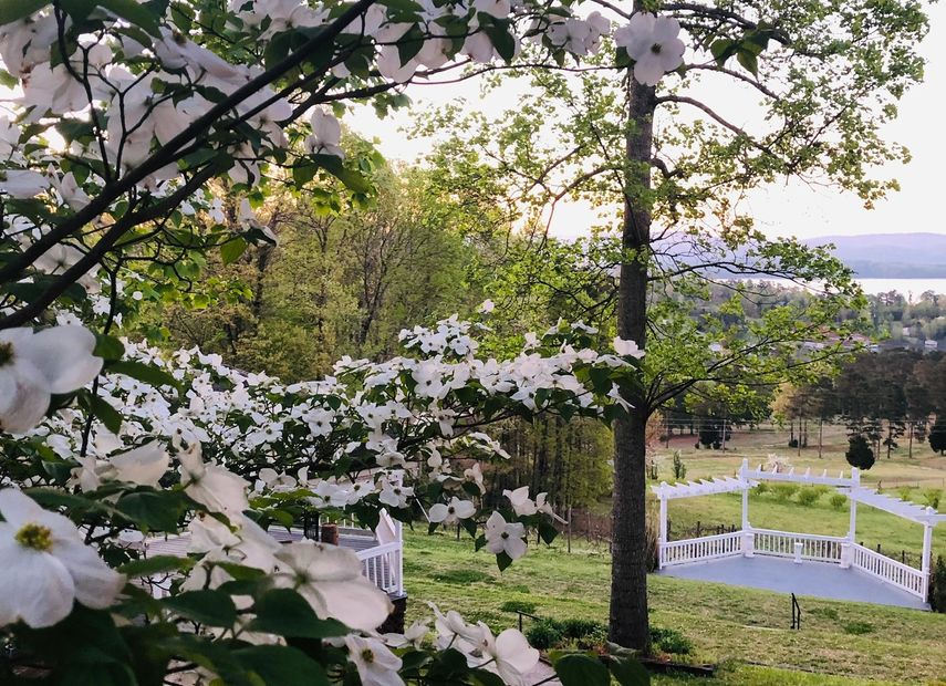 The Venue at Broken Arrow, overlooking beautiful Lake Guntersville
