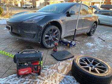TESLA WINTER WHEELS CHANGE OVER MISSISSAUGA