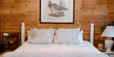 Honeymoon cabin: a cozy spot to unwind with your love.