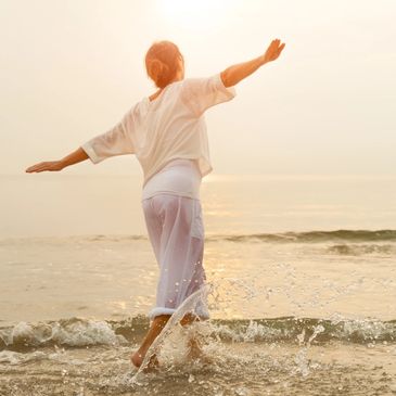 healthy woman on beach has overcome insomnia without medication overcome insomnia naturally easily