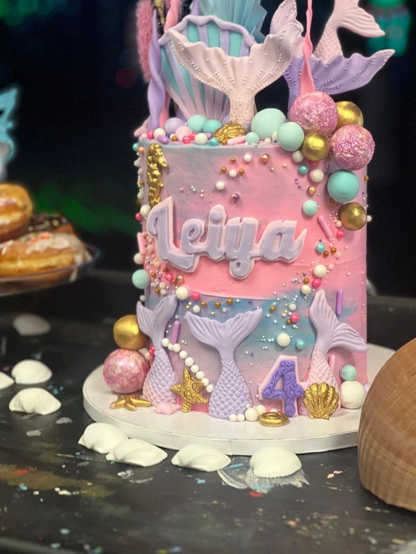 All Children's Art Center - Beautiful cake