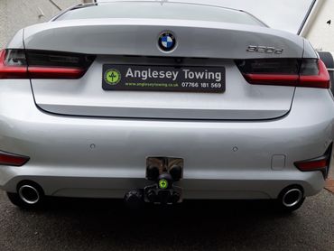 BMW 320d towbar fitting Anglesey