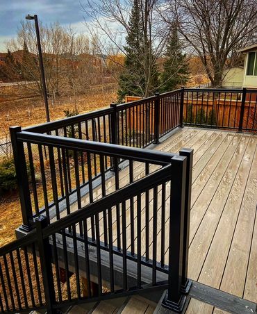 Deck Builder Muskoka
Deck Builder Bracebridge
Deck Builder Hunstville
Lakefront Deck Builder