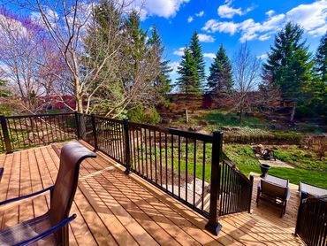 Deck Builder Muskoka
Deck Builder Bracebridge
Deck Builder Hunstville
Lakefront Deck Builder