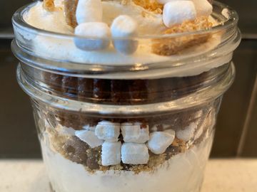 Gourmet cupcake in a jar - Fireside Kozi Stack