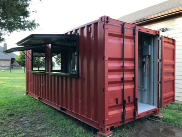 https://premiercontainergroup.com/ Custom Shipping Containers.
