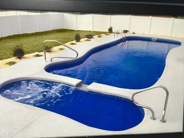 freeform pool installed by armstrong pools & outdoors - daydream