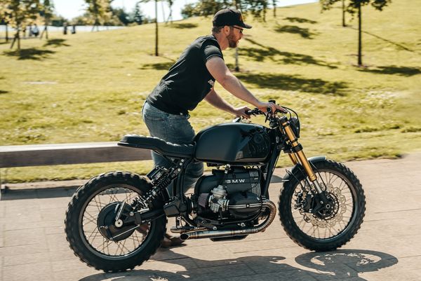 Bespoke Black BMW R100 Custom motorcycle