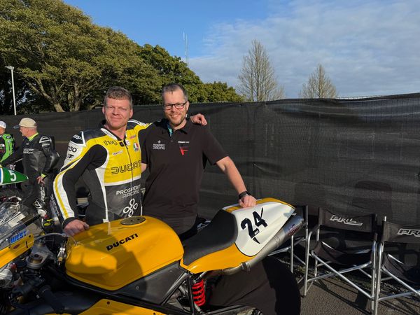 Sam West with Andy on Prosperity Racing's Ducati 916 - Parc FermeClassic TT 2025