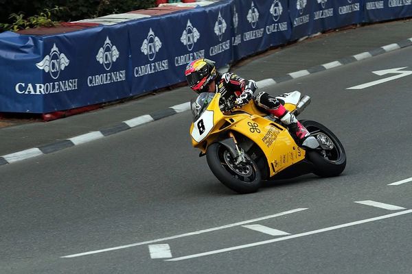 Prosperity Racing's Ducati 916 at the Isle of Man Classic TT 2025 ridden by Davey Todd