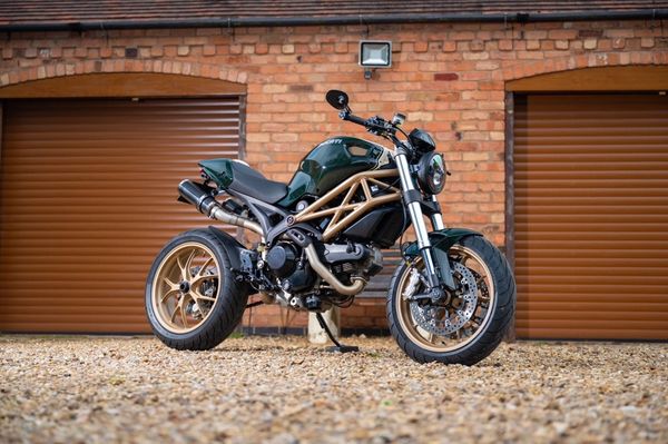 Ducati Monster 1100S 2009 in Green, cream & gold bespoke colour scheme