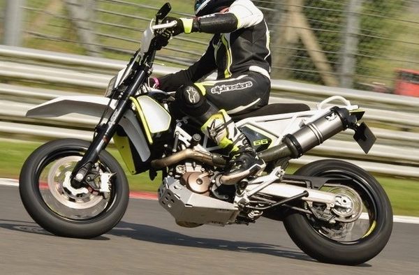 HUSQVARNA 701 SUPERMOTO CUSTOM
