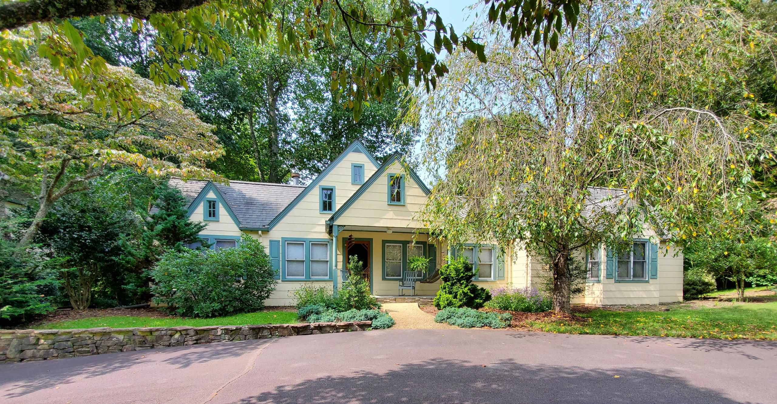 1660 Bryson City Road Residential And Office Space Franklin