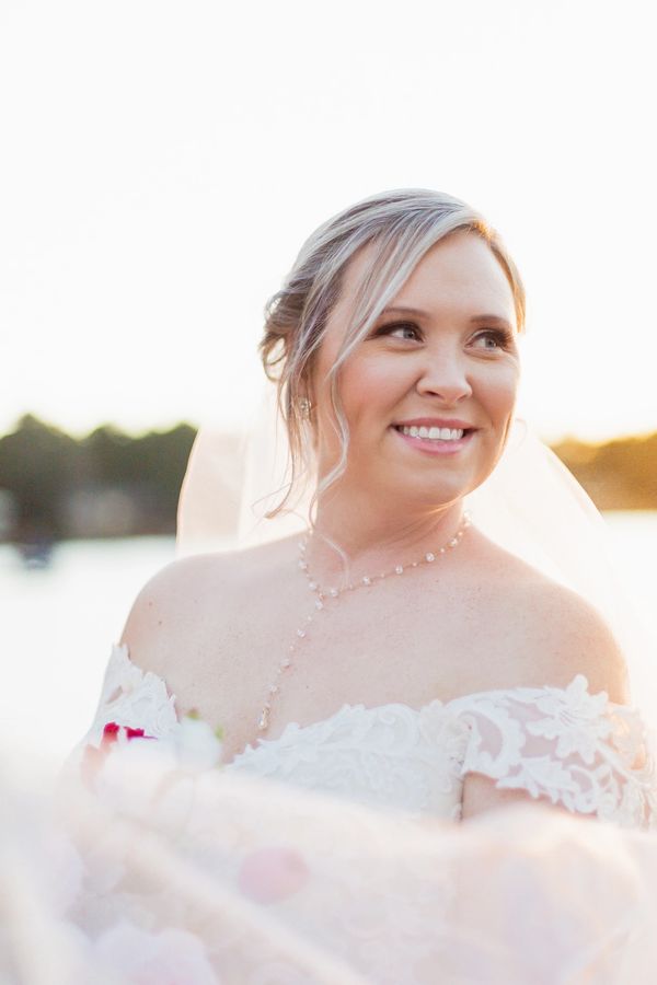 Model: Lindsey Maness
Venue: Country Club of Whispering Pines