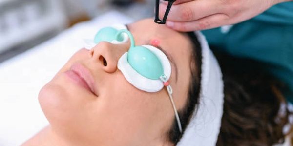 At RadiantU, we combine cutting-edge Laser and Intense Pulsed Light (IPL) technology to deliver safe