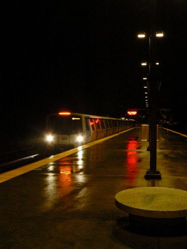 BART train photographed by Reinert Webb