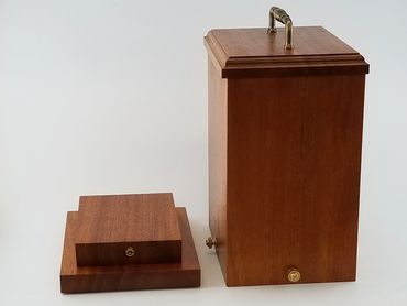 Mahogany presentation box to hold bronze sculpture, used as a Buddhist meditation aid