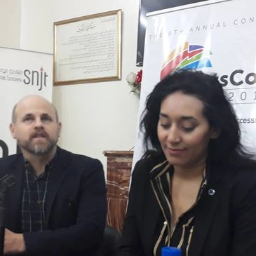 Emna Mizouni and Brett Solomon at the press conference of RightsCon Tunis 2019 in the HQ of the SNJT