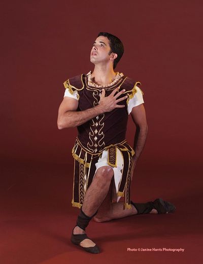 Photo: Janine Harris Photography