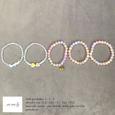 Náramky - minerály a perly.