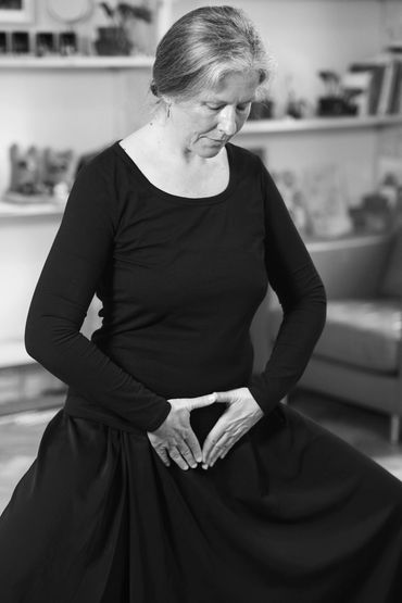 prepojenie sa so sebou aj pomocou mudier - gestá rúk