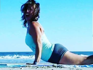 Join Jennifer on Ocean Isle Beach for yoga every MWF morning of the summer.