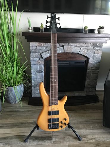 Ibanez SR506 Soundgear Korean Built 6-String Bass Guitar Natural - $400