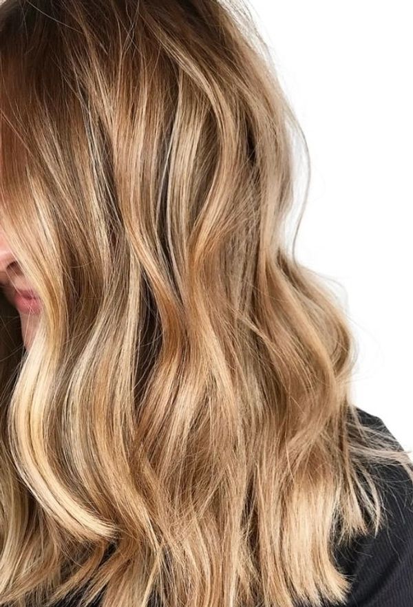 Blonde Highlights.  Balayage Technique