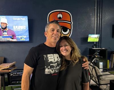 The Lum family at Canyon Lake Tee Box