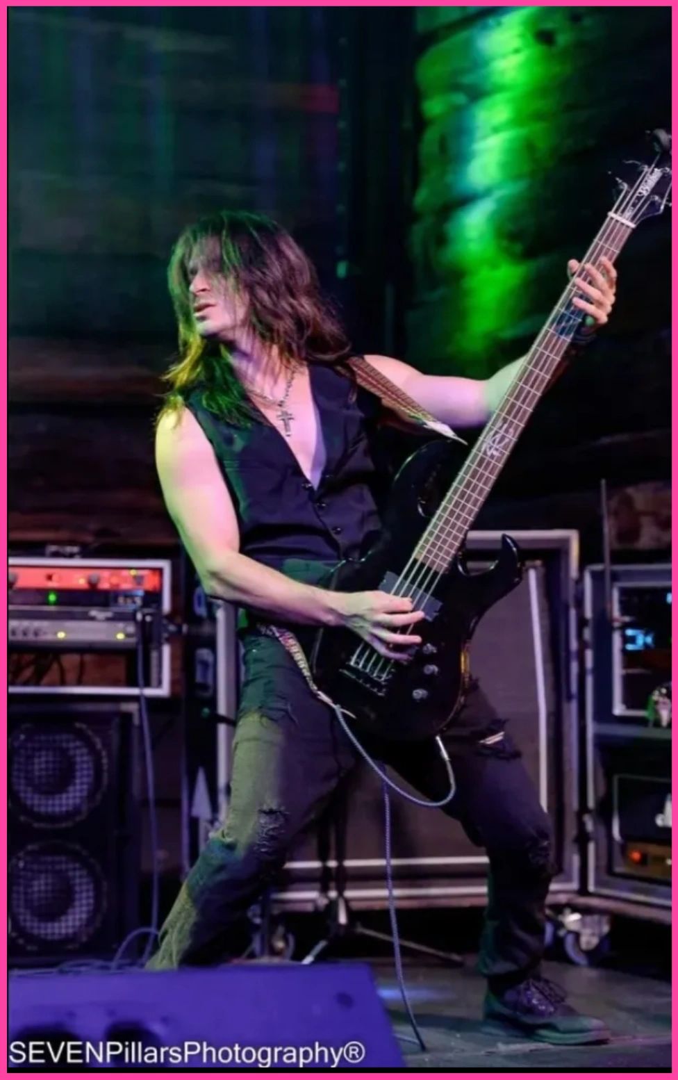 Rock Star Jake Allard playing his BlakHart Bass Guitar in Austin Texas Come and Take It Live