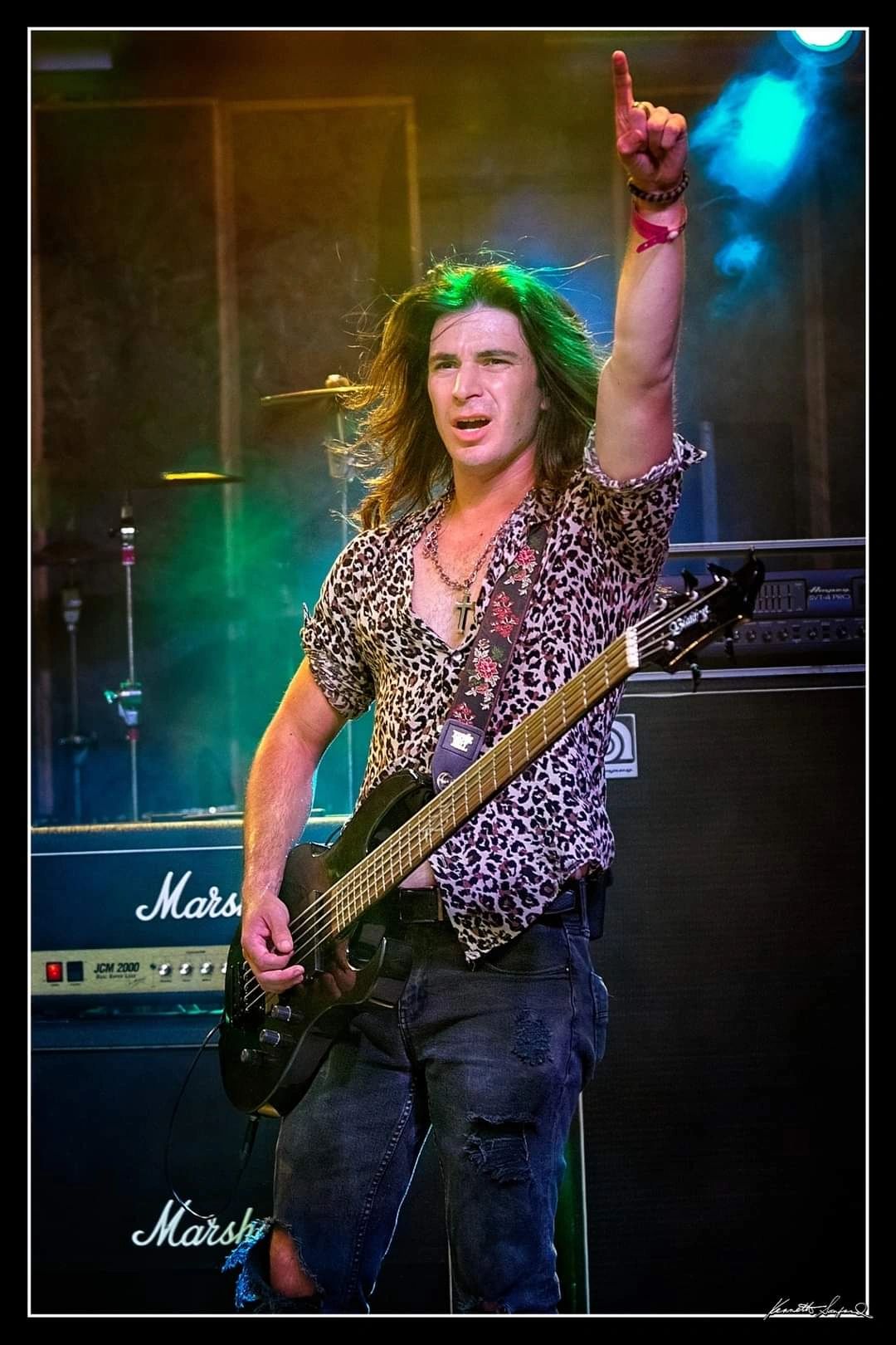 Jake Allard Blakhart Guitars
Jake Curtis Allard Musician