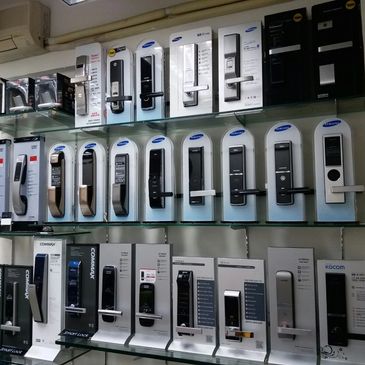 開鎖,開鎖佬,24小時開鎖,開鎖服務,專業開鎖,24小時開鎖服務,換鎖,換鎖服務,鎖,門鎖,夾萬開鎖,開夾萬,locksmith,開鎖價錢,密碼鎖,電子鎖,觀塘開鎖,將軍澳開鎖,九龍灣開鎖,牛頭角開鎖