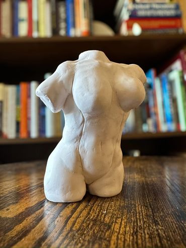 renaissance style female scupture